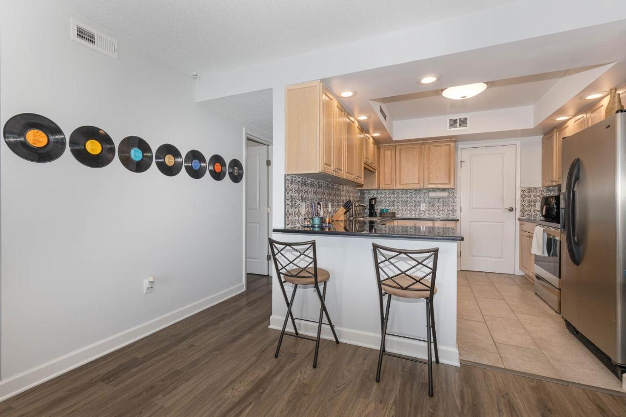 Large, Stunning Elvis Themed Condo,10 Min From Cvg Florence Exterior foto